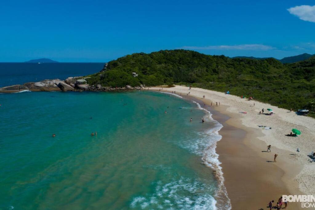 Lindo Na De Mariscal Pe Na Areia Apartment Bombinhas