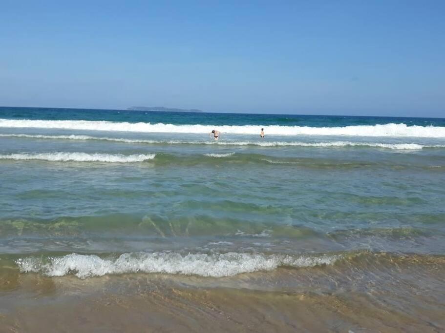 Lindo Na De Mariscal Pe Na Areia Apartment Bombinhas